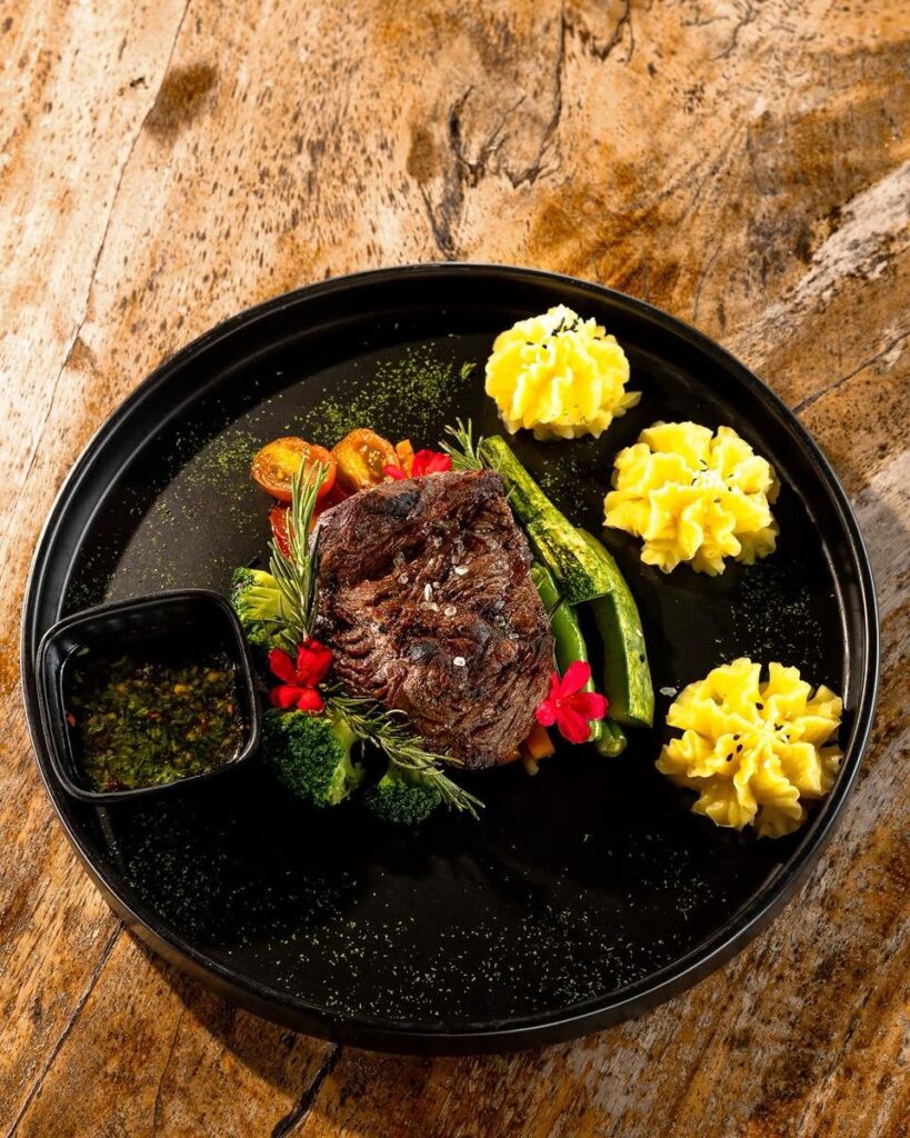Mariposario y Restaurante My Time