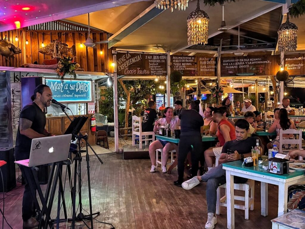 Isla Cocos Bar & Grill